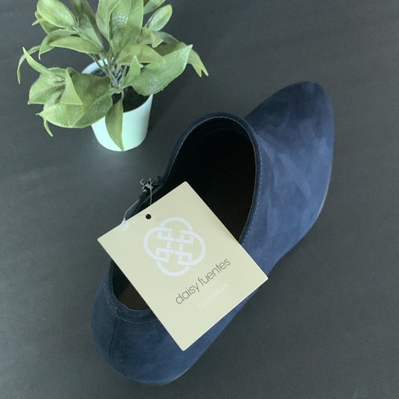 NWT Daisy Fuentes Booties - Picture 2 of 4